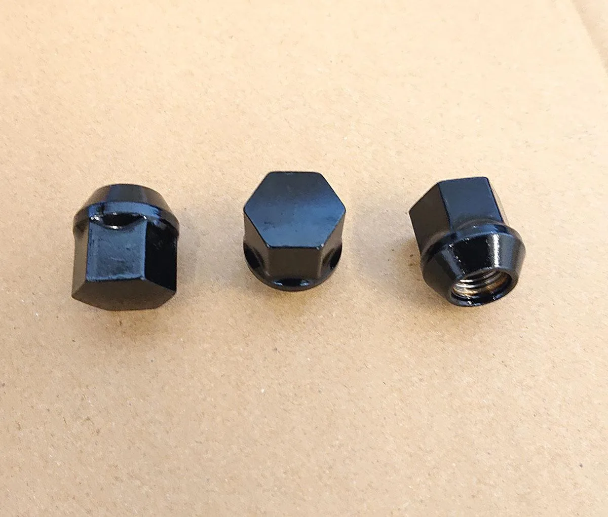 IMX12専用ショートナット LUG NUT ブラック画像