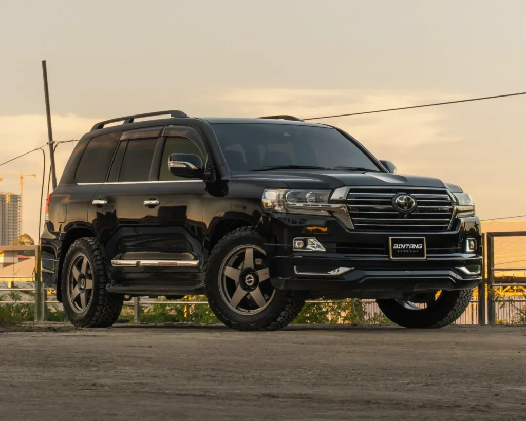 LandCruiser-200-2-1
