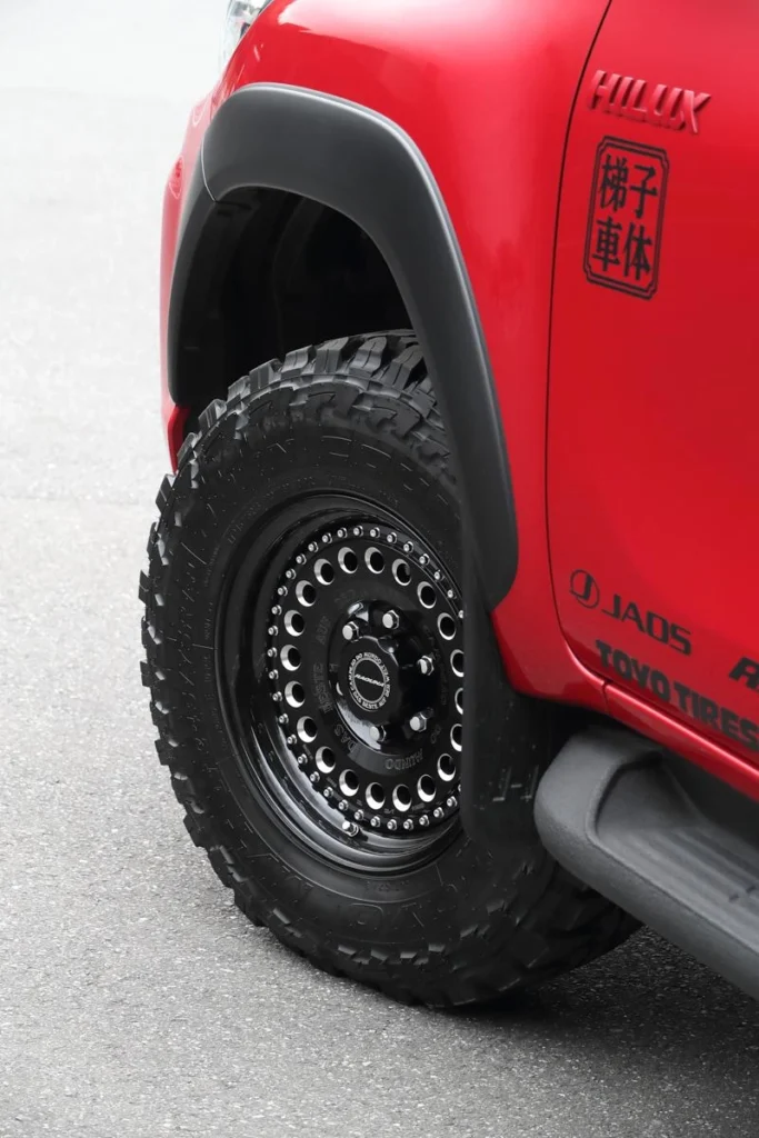 Hilux-3-5