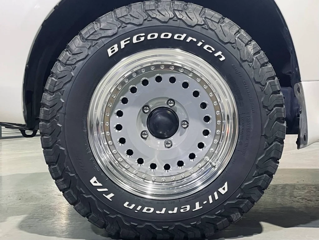 LandCruiser-200-3-4