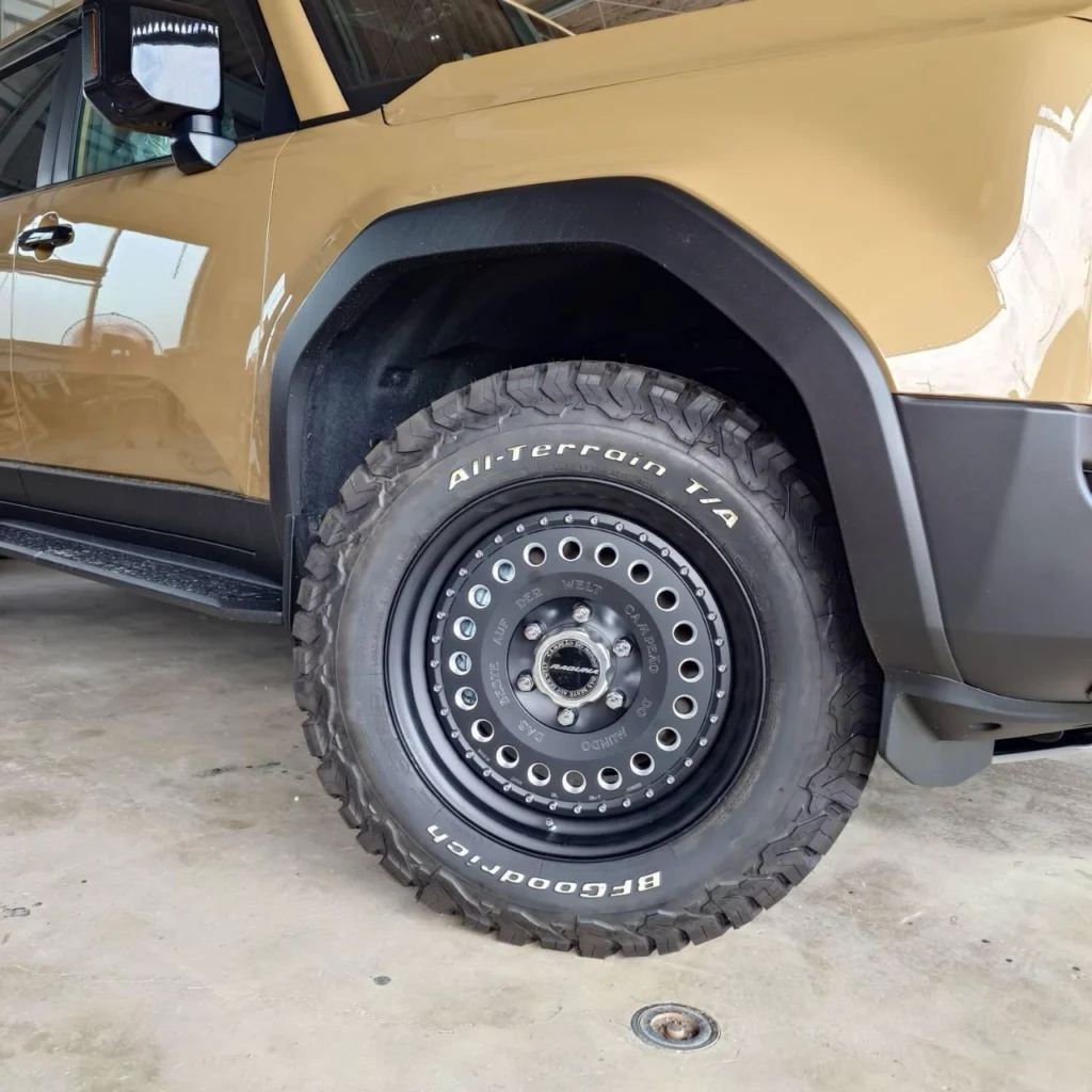 LandCruiser-250-2-3