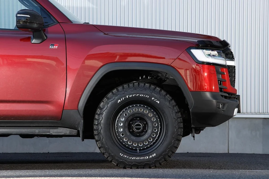 LandCruiser-300-5-4