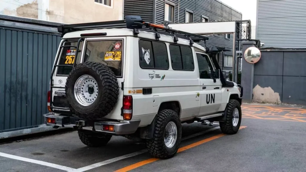 LandCruiser-70-12-2