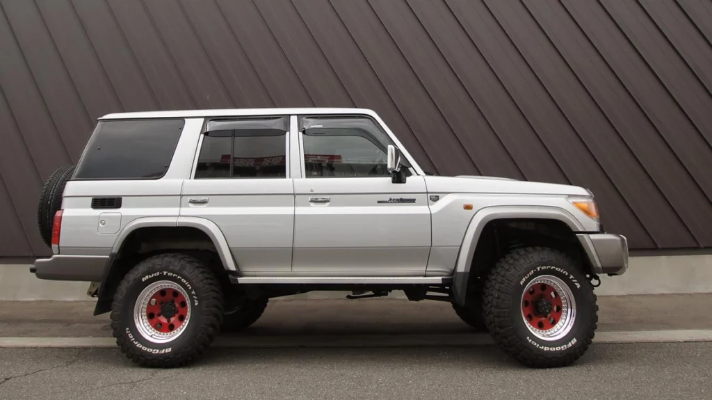LandCruiser-70-13-2