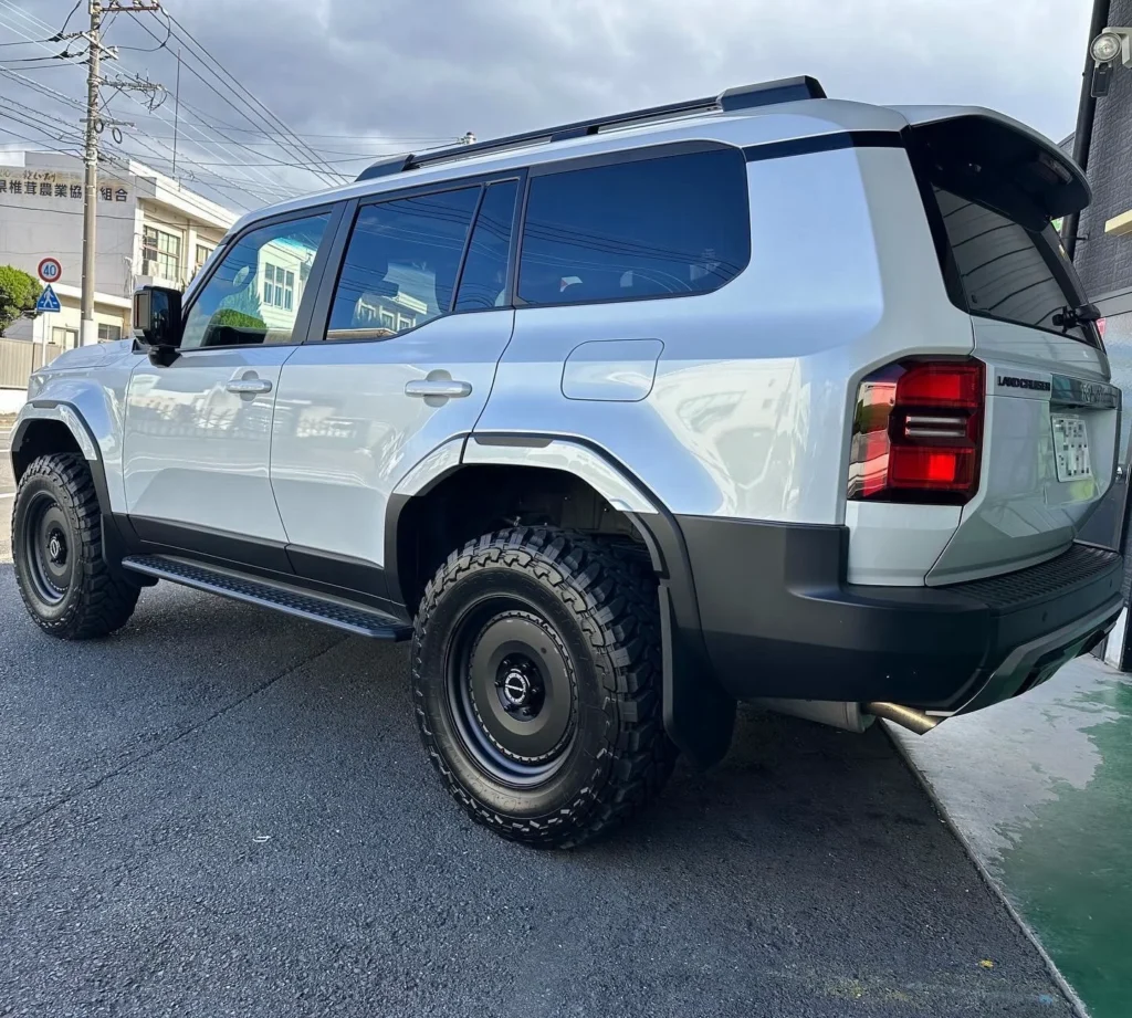 LandCruiser-250-1-3