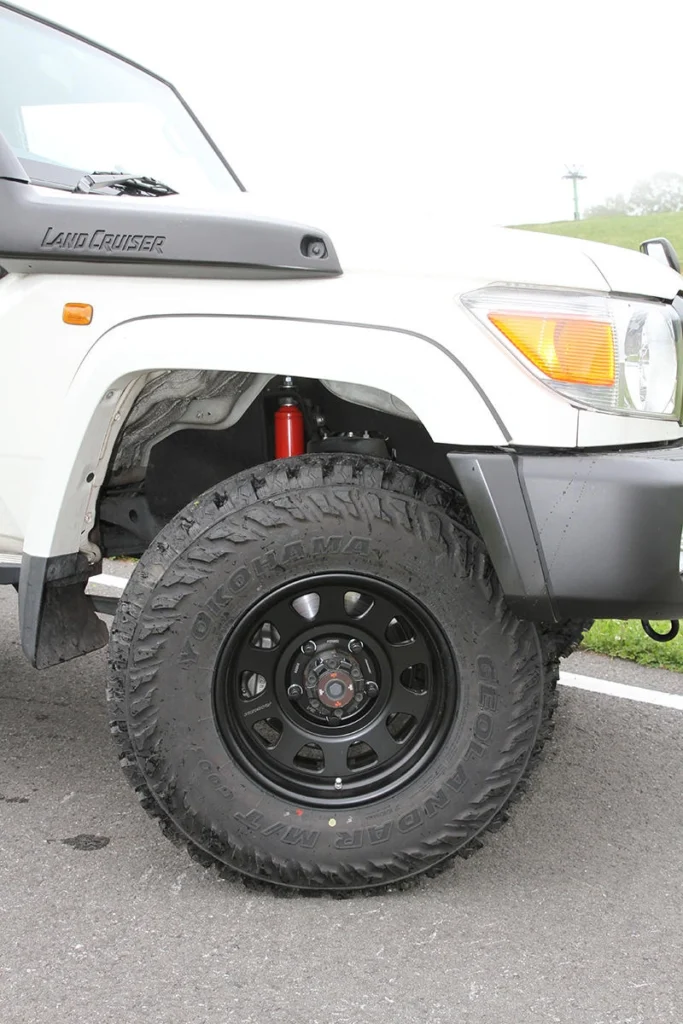 LandCruiser-70-10-3