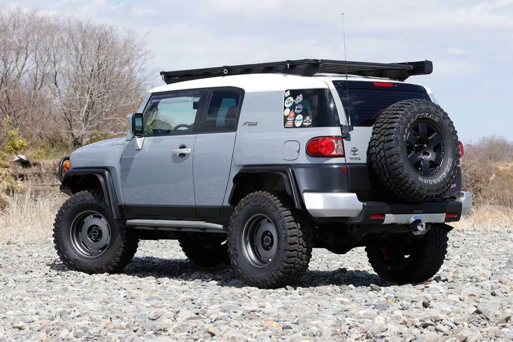 FJ-Cruiser-16-2
