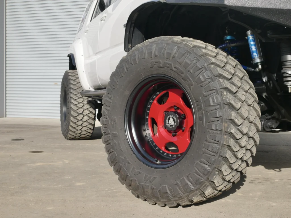 Hilux-Surf-215-1-4