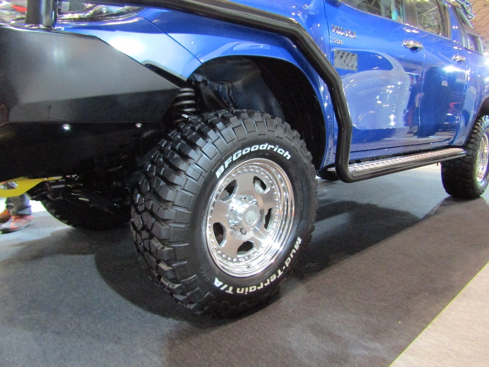 Hilux-2-3