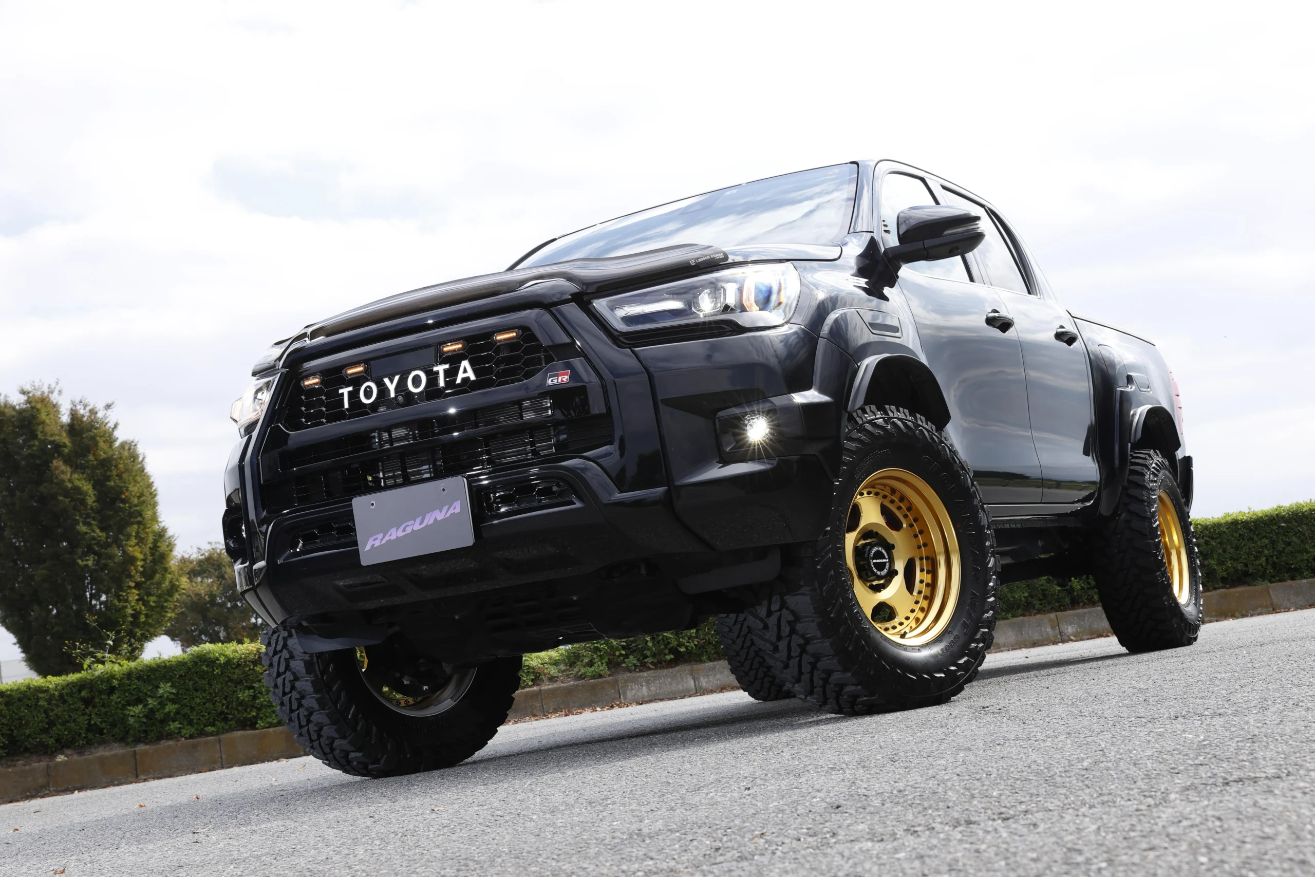 Hilux-11-1