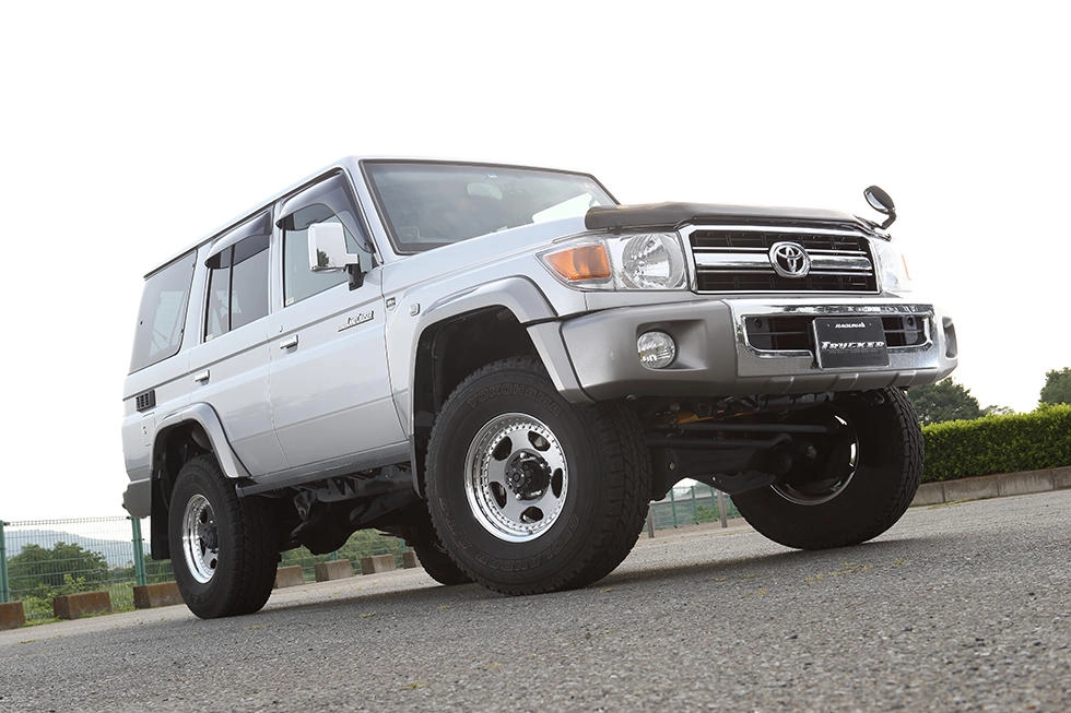 LandCruiser-70-1-1