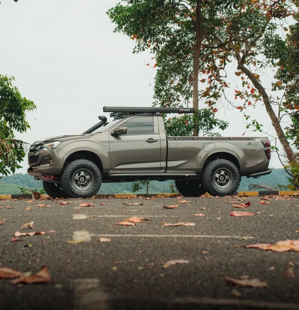 D-MAX-2-1