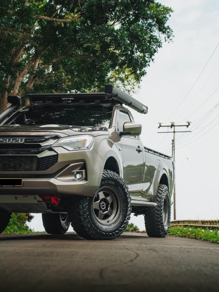 D-MAX-2-2