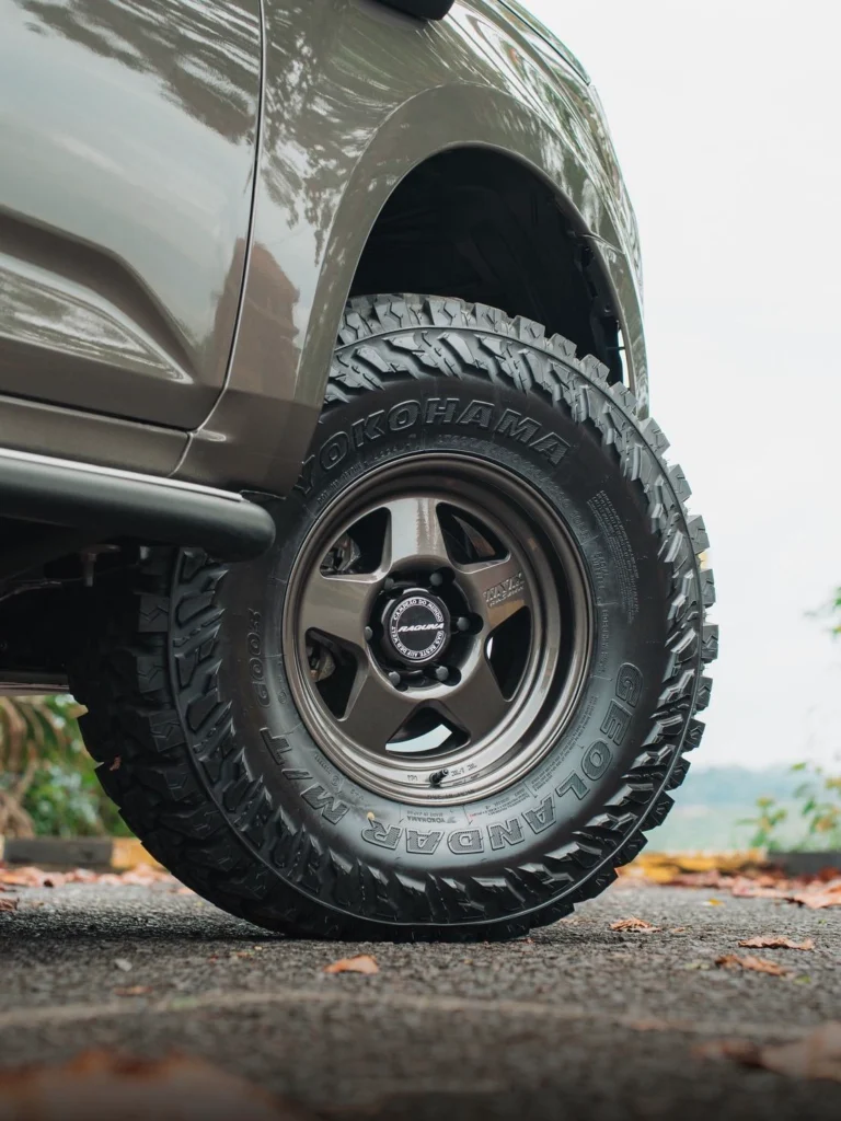 D-MAX-2-4
