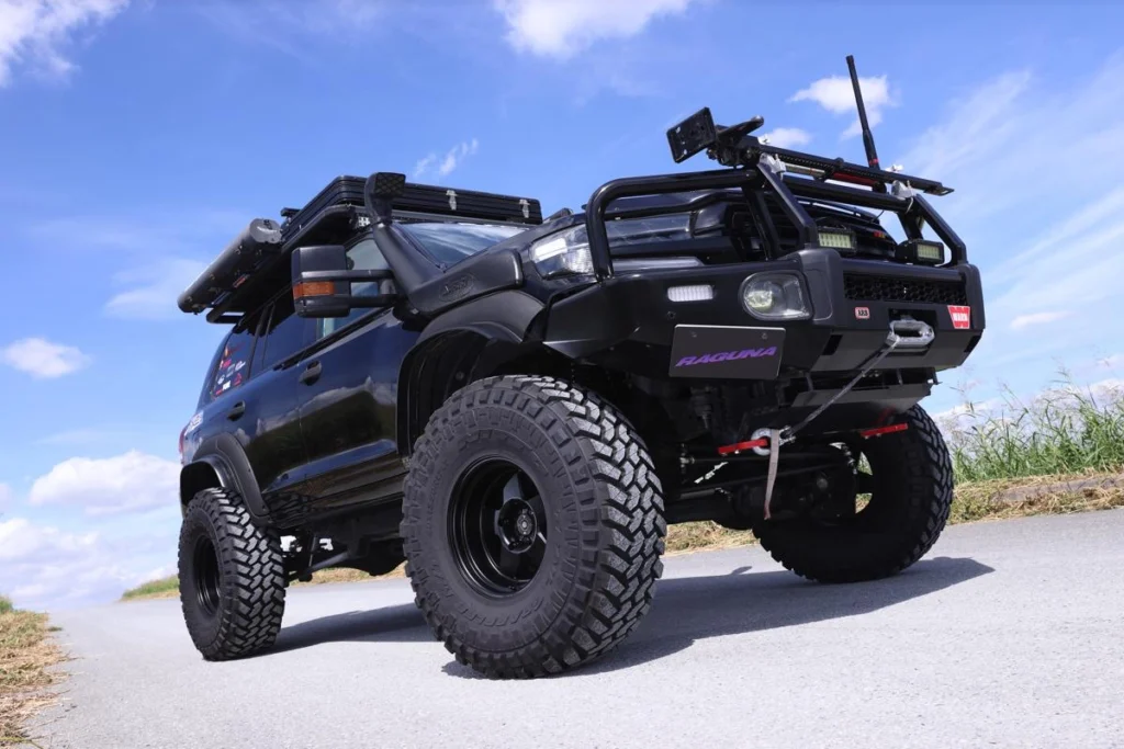 LandCruiser-200-1-2