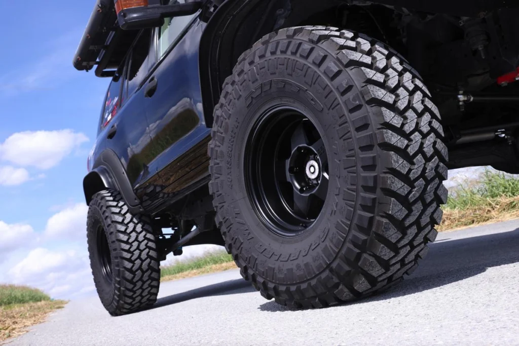 LandCruiser-200-1-3