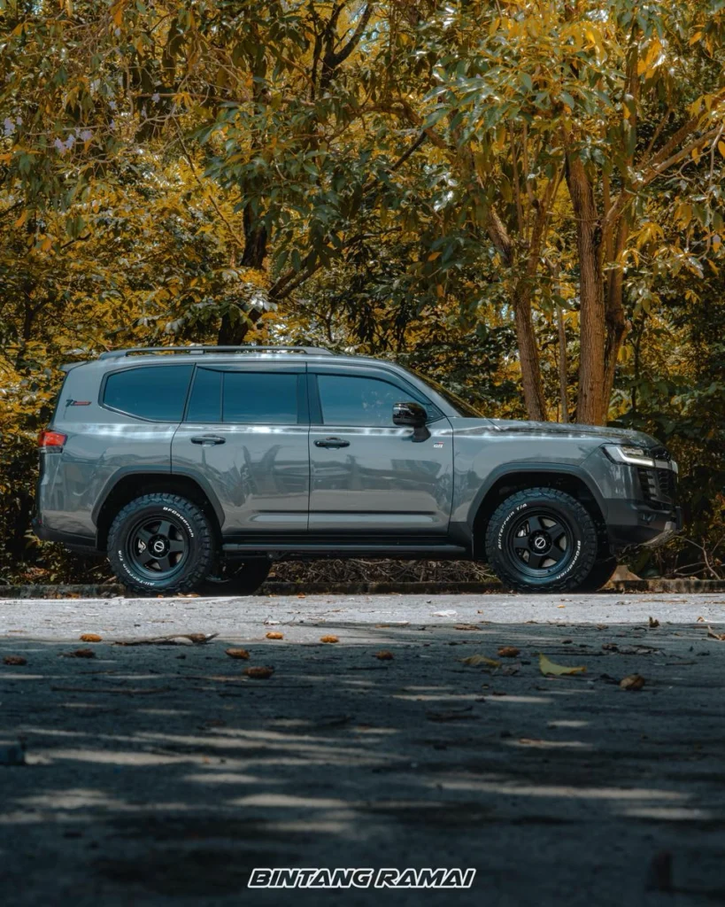 LandCruiser-300-3-3