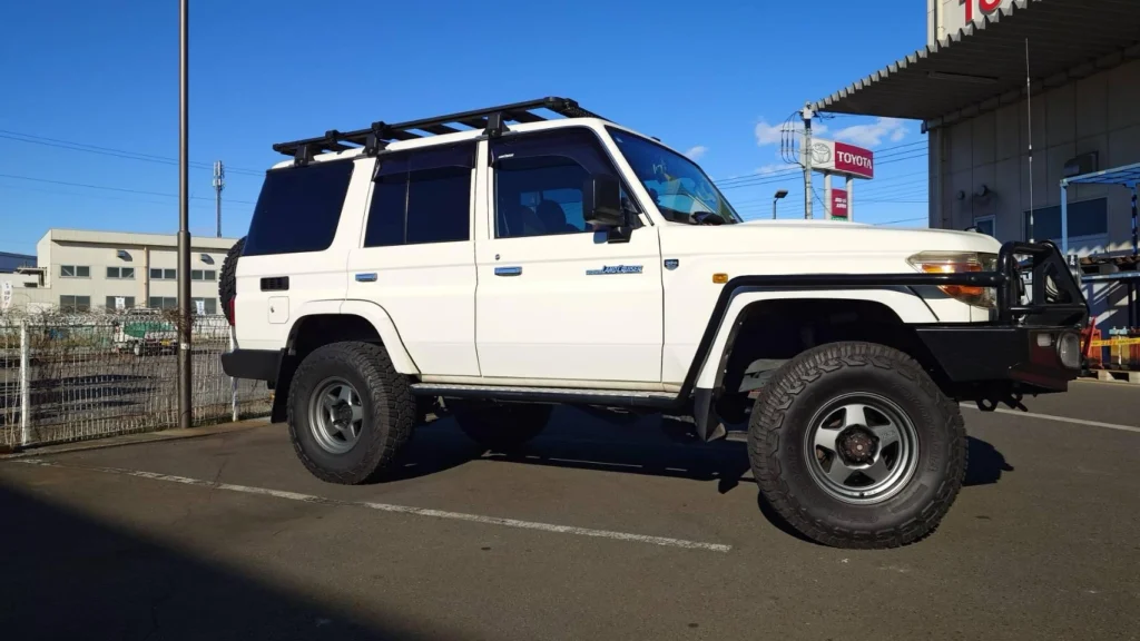 LandCruiser-70-6-3