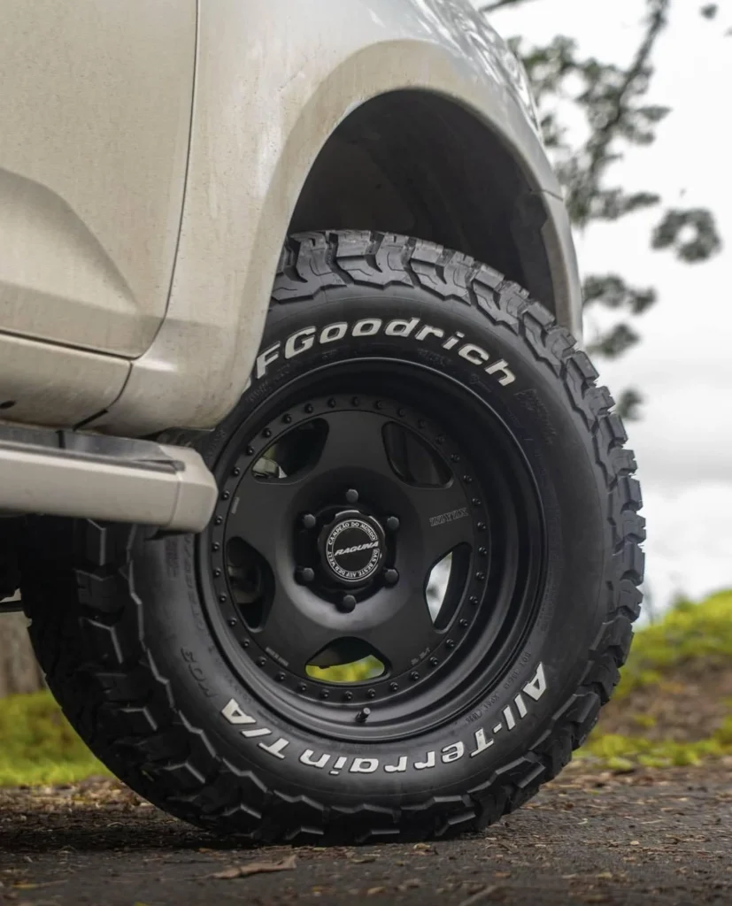 D-MAX-1-2