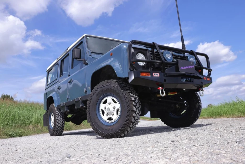 Defender-1-3