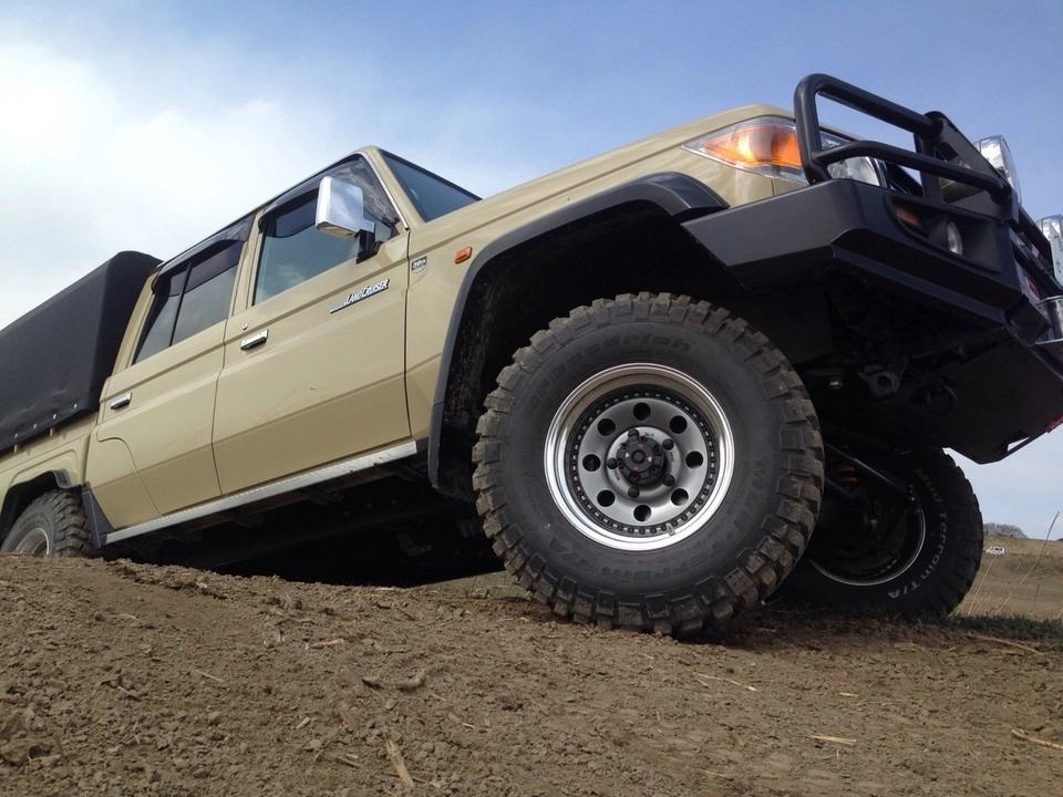 LandCruiser-70-21-1