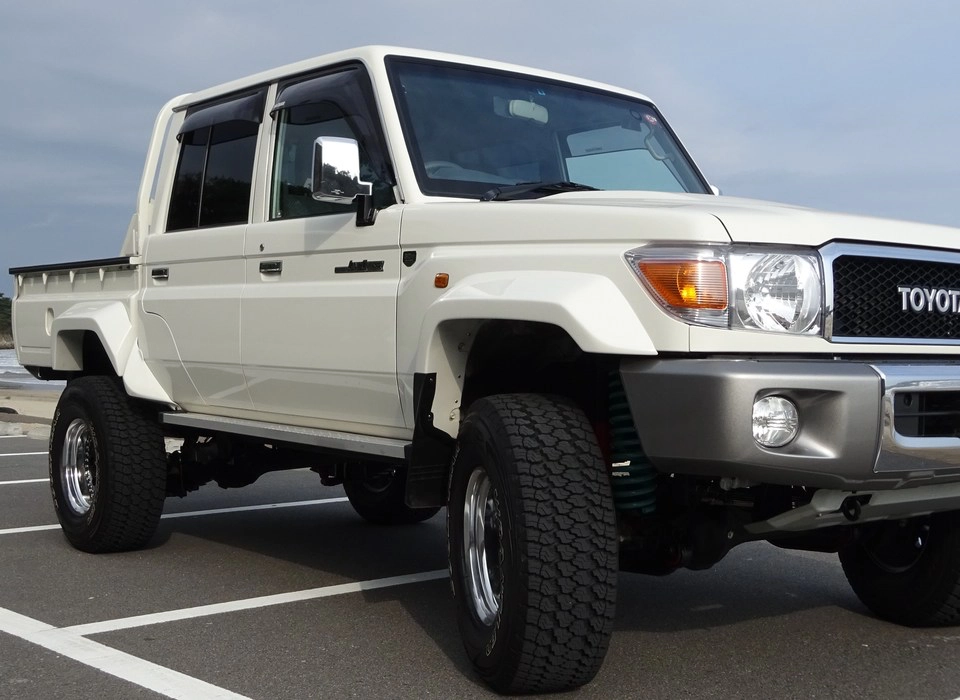 LandCruiser-70-18-2