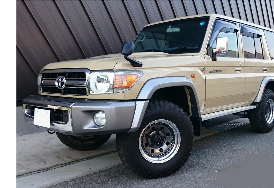 LandCruiser-70-19-3