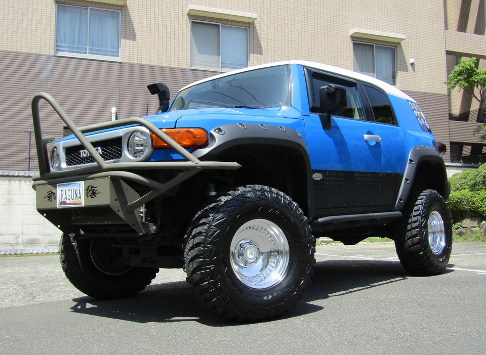 FJ-Cruiser-30-2